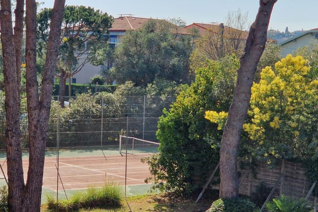 Studio Antibes Avec Piscine Εξωτερικό φωτογραφία